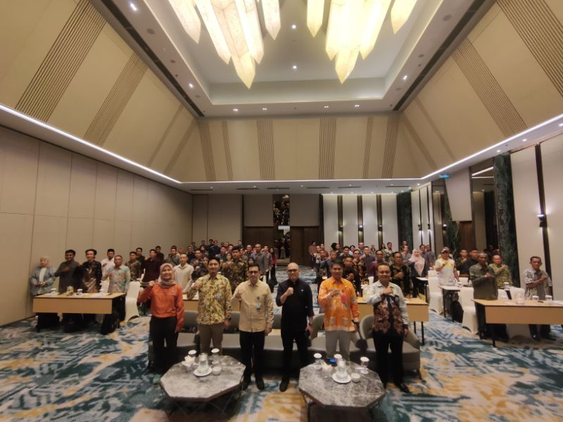 Kemenkop Dorong Hilirisasi Sawit Lewat Koperasi Merah Putih