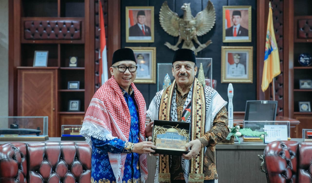 Gubernur Rahmat Mirzani Djausal Terima Kunjungan Kehormatan Duta Besar Palestina